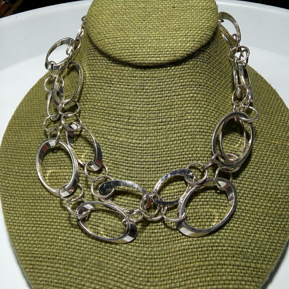 Women`s silver tone circles chain necklace. 34 in